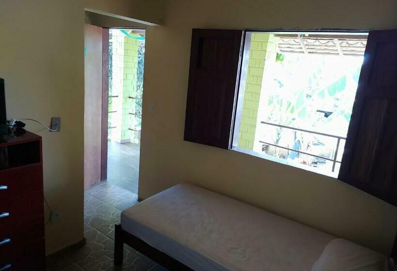 חדר בסיסי לשלושה, Pousada Flamboyan