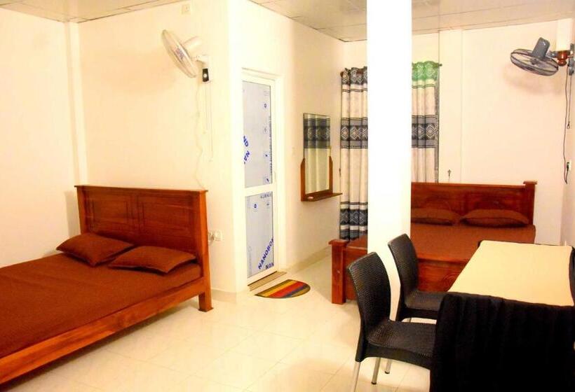 חדר משפחתי, Wingate Hotel Wilgamuwa