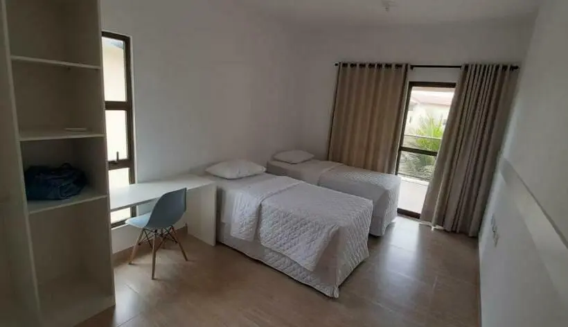 デラックスバンガロー, Riviera De Praia Bela