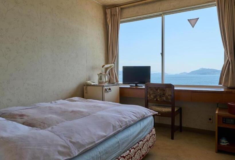 Quarto Estandar Individual, Tabist Setouchinoyado Takehara Seaside