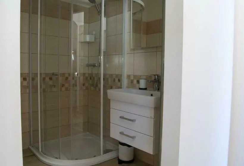 １ベッドルームアパートメント, Apartments Gerda
