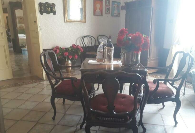 디럭스 룸, Casato Lioy