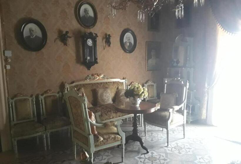 스탠다드 룸 킹사이즈 침대, Casato Lioy