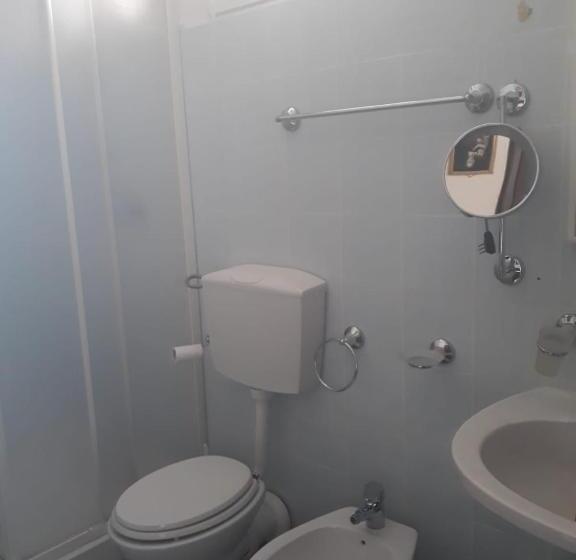 스탠다드 룸 킹사이즈 침대, Casato Lioy