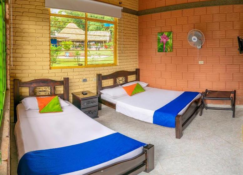 חדר סטנדרט לשלושה, Finca Hotel San Isidro