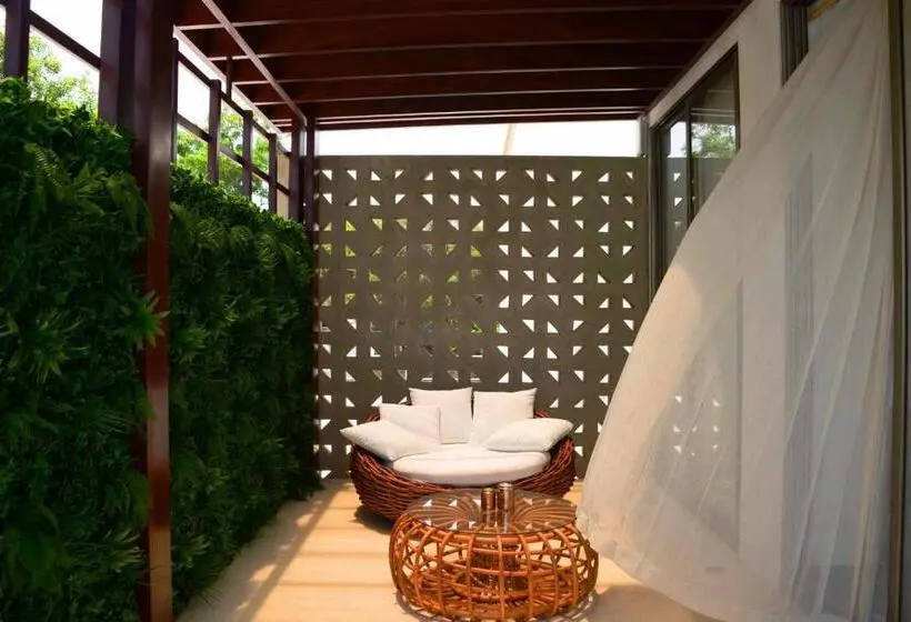 デラックススタジオ, Garten