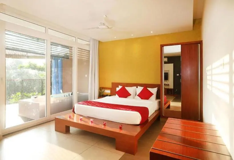ハイドロマッサージバス付きスイート, Kuruva Island Resort And Spa   By Kabini Breeze