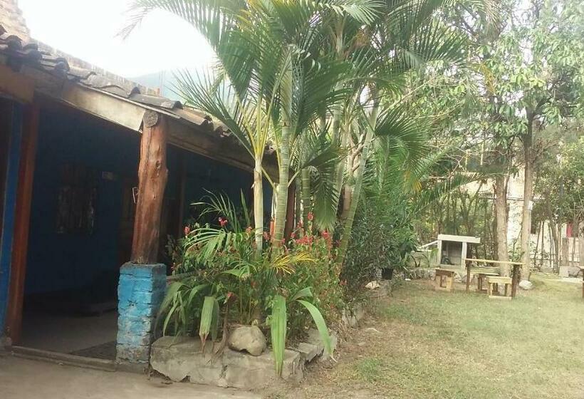 Кровать в Общей Комнате, Residencial Valle Sagrado Vilcabamba