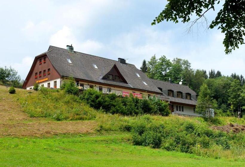 家庭间, Penzion Pašta