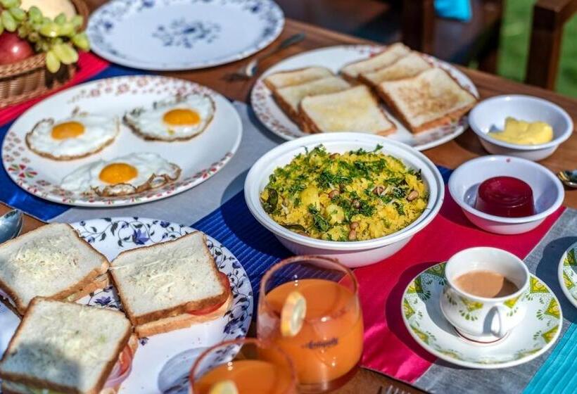 וילה עם חדר שינה אחד ובריכת שחיה, Saffronstays Casa Manga, Karjat   Pet Friendly Pool Villa Near Nd S Film World And Saltt