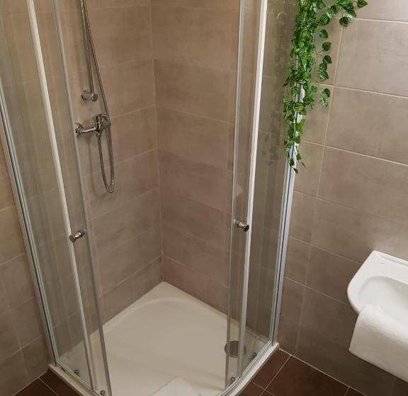 Номер Стандарт, Penzion A Restaurace U Sousedů