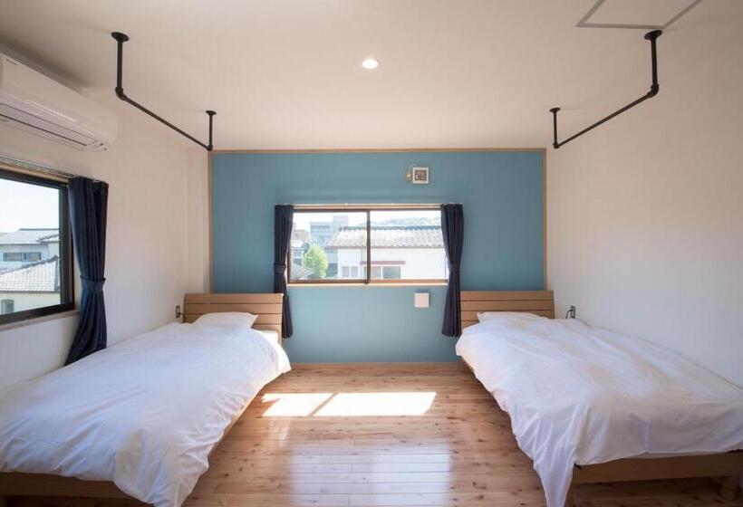 غرفة قياسية, Shioya Hostel