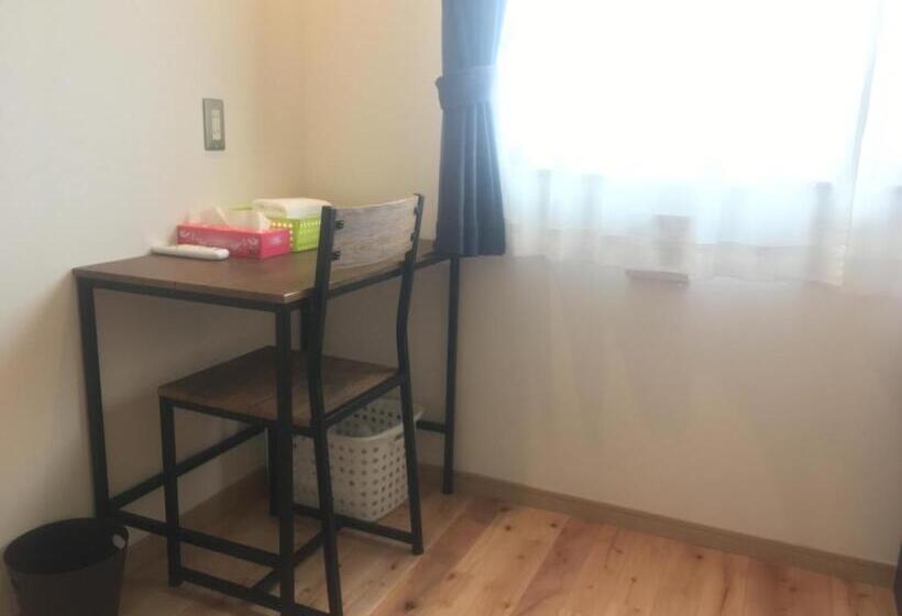غرفة قياسية فردية, Shioya Hostel
