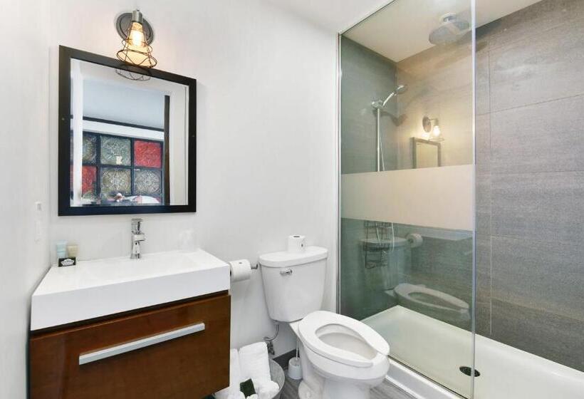 غرفة قياسية سرير كينج, Heart & Hops Brewery Suites