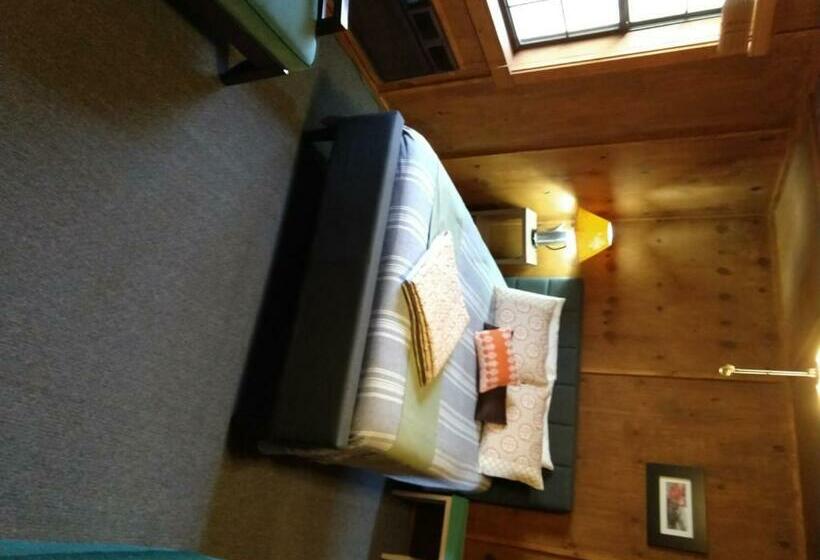 スタンダードルーム, The Sugar Creek Retreat