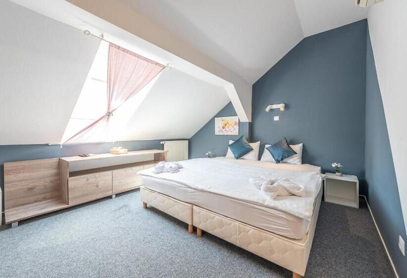 スタンダードトリプルルーム, Herczeg Udvarház Poroszló