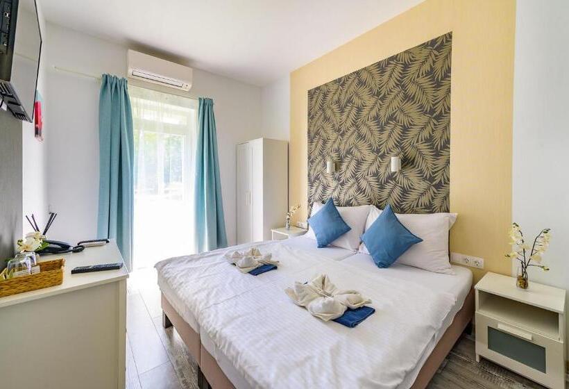 غرفة قياسية داخلية, Herczeg Udvarház Poroszló