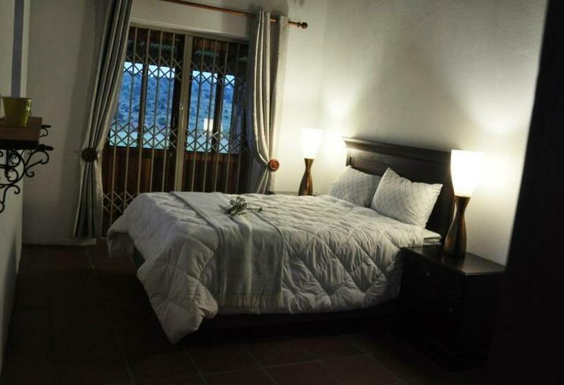 בית, 3 חדרי שינה, Koppiesvlei Farm