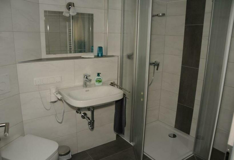 スタンダードシングルルーム, Landgasthof Und Pension Zum Löwen