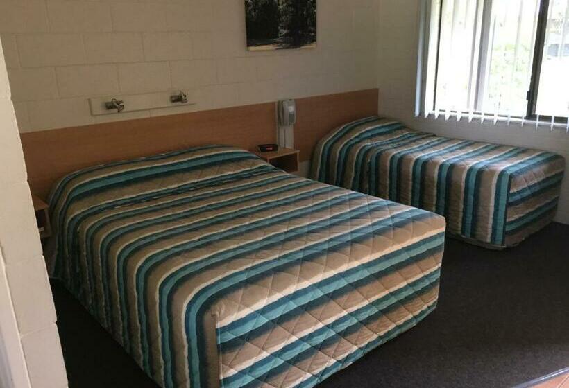 חדר סטנדרט לשלושה, Mundubbera Billabong Motor Inn