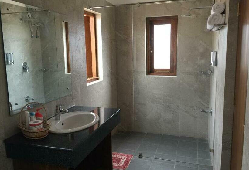 اتاق لوکس, Villa Nilmalee