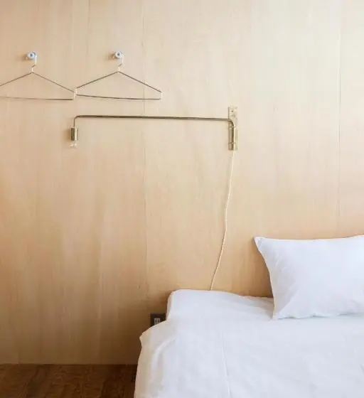 エコノミールーム, Iwashi Building Hostel