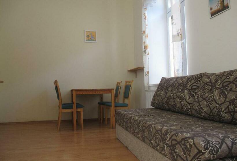 4인용 스탠다드 룸, Penzion Sportino