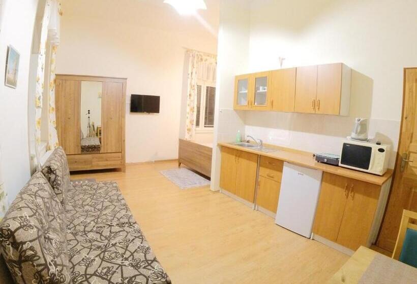 4인용 스탠다드 룸, Penzion Sportino