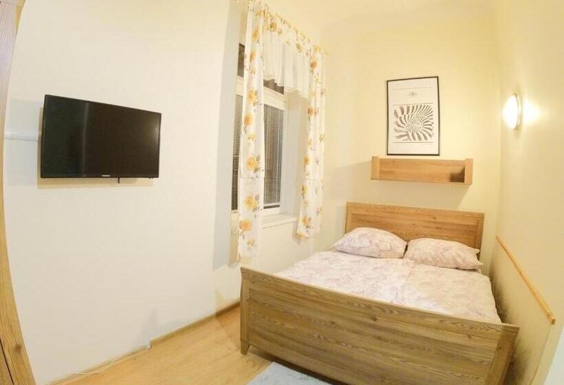 4인용 스탠다드 룸, Penzion Sportino