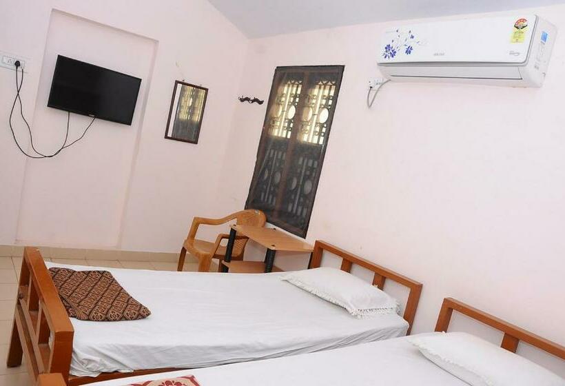 スタンダード４人部屋, Ranga Residency