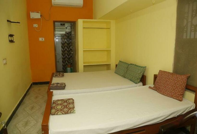 Трехместный Номер Классика, Ranga Residency
