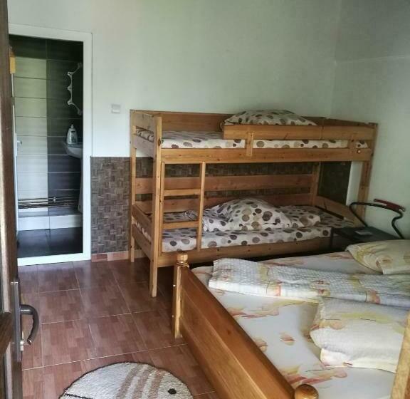 スタンダードトリプルルーム, Pensiunea Ramona