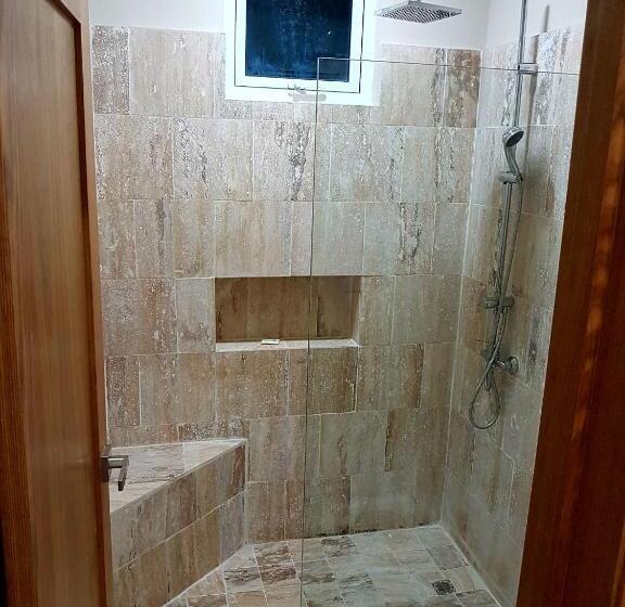 חדר דלוקס לשלושה עם נו לים, Koko And Suzy's Ocean Dream