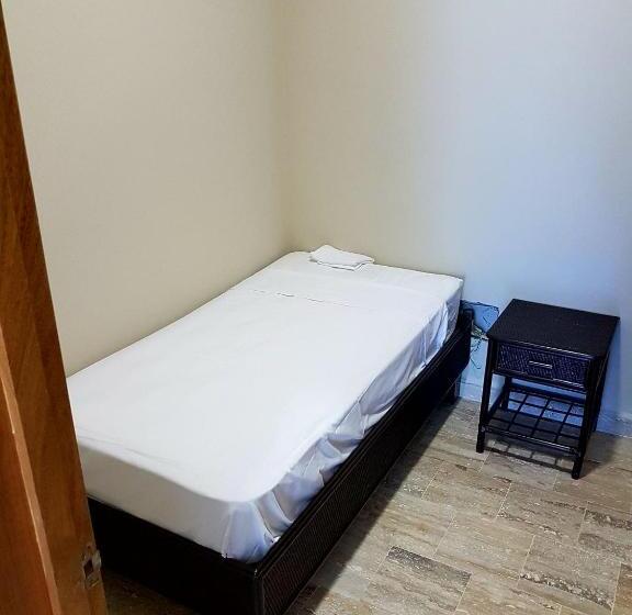 חדר דלוקס לשלושה עם נו לים, Koko And Suzy's Ocean Dream