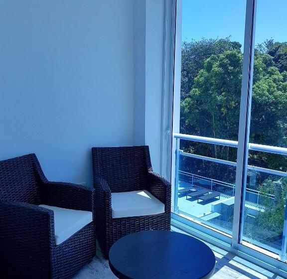 חדר דלוקס לשלושה עם נו לים, Koko And Suzy's Ocean Dream