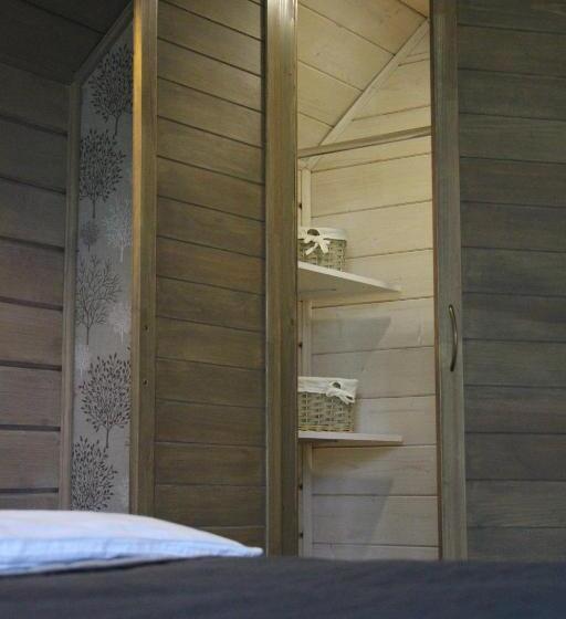 패밀리 룸, Bird Valley