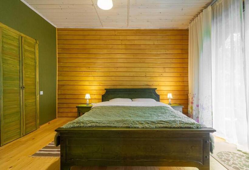 패밀리 스위트, Bird Valley