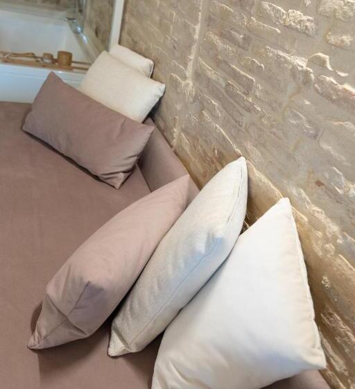 חדר סטנדרט עם ג'קוזי, Borgo Baccile By Vini Fantini