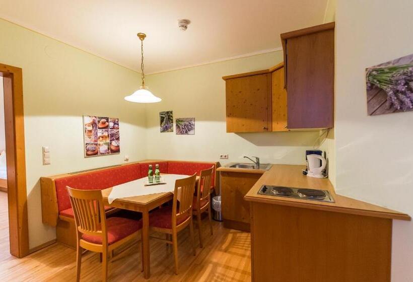 جناح, Landhotel Timmerer