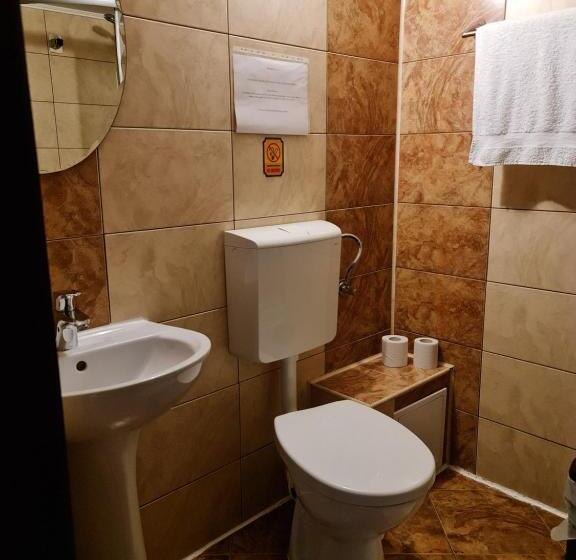 Quarto Estandar, Casa Leu
