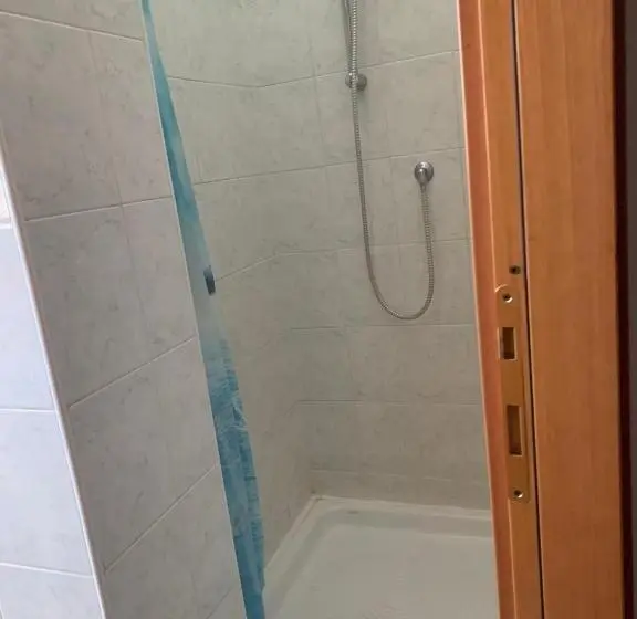 ベーシックトリプルルーム, La Chiocciola Guesthouse Briantea