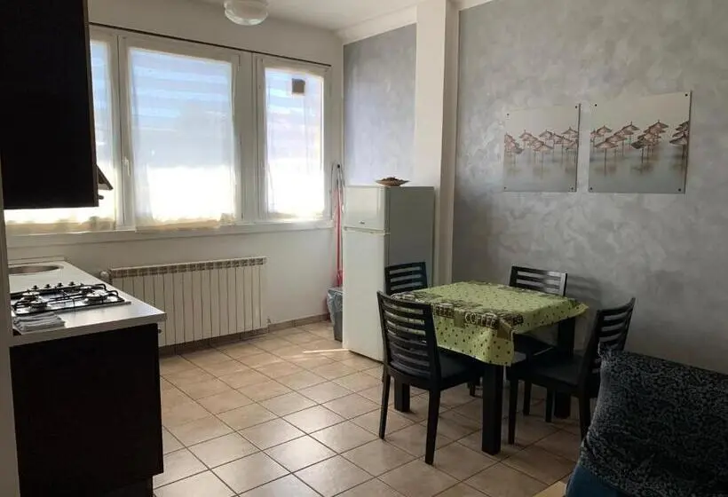ベーシックトリプルルーム, La Chiocciola Guesthouse Briantea
