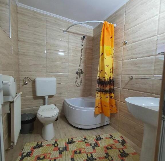 חדר סטנדרט לשלושה, Pensiunea Marydor