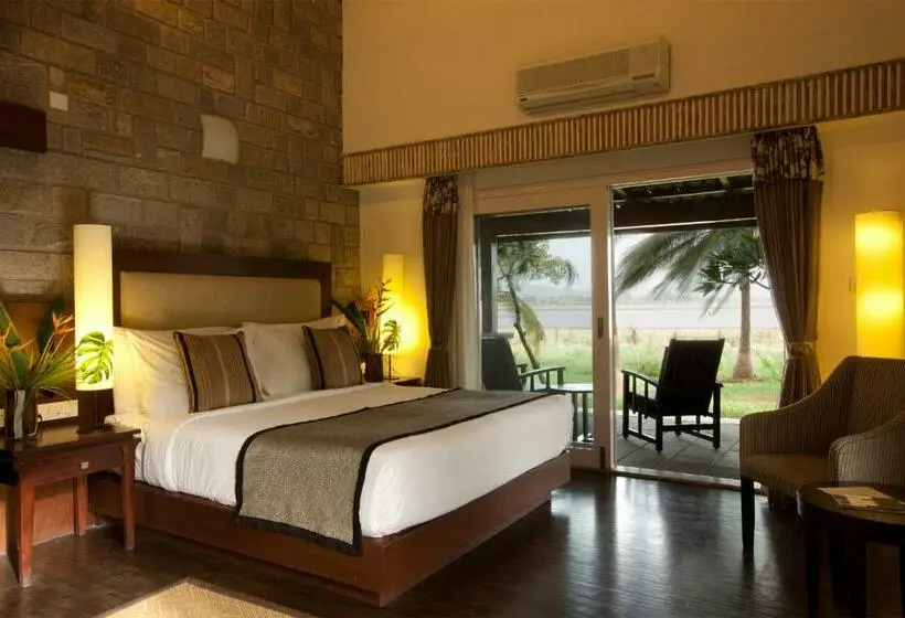 ビラホテル１ベッドルーム, The Serai Kabini