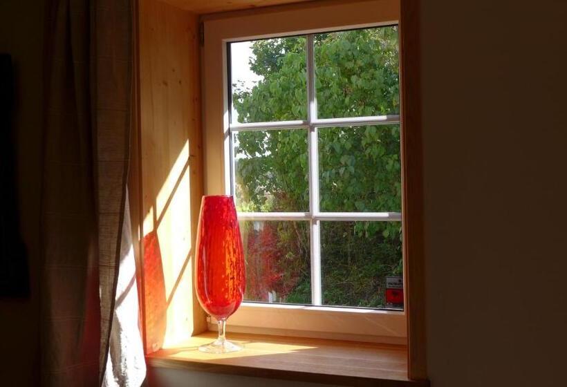 جناح, Lilla Trulla Gårdshotell   Feels Like Home