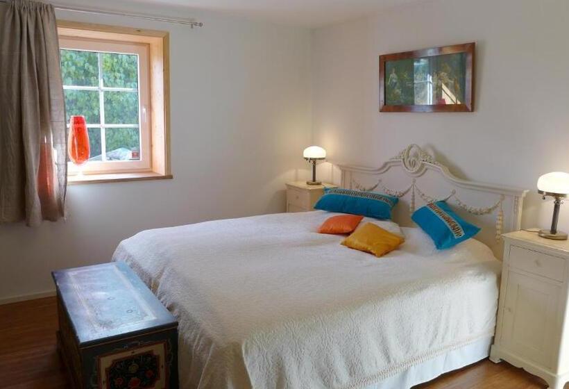 سوییت, Lilla Trulla Gårdshotell   Feels Like Home