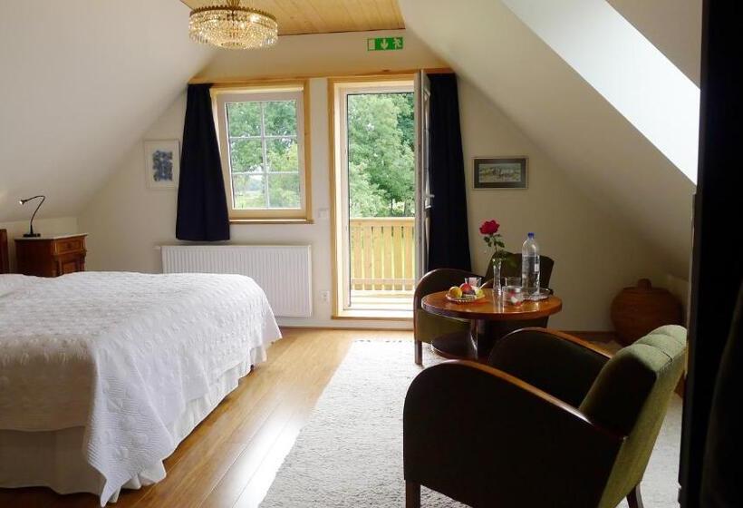 غرفة ديلوكس مزودة بشرفة, Lilla Trulla Gårdshotell   Feels Like Home