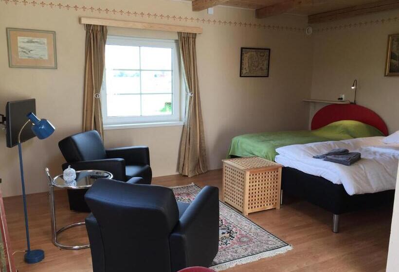 غرفة ديلوكس مطلّة علي الحديقة, Lilla Trulla Gårdshotell   Feels Like Home