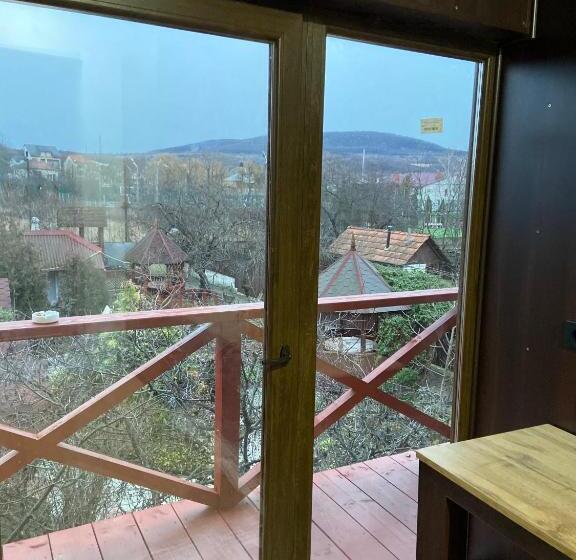 סוויטה נוף להרים, Fkoka