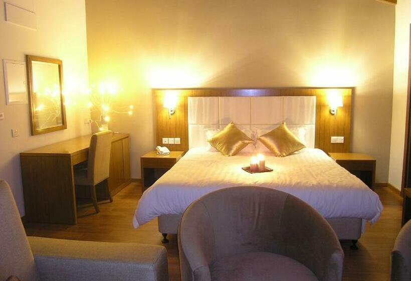 패밀리 룸, Livadia Hotel Kyperounta